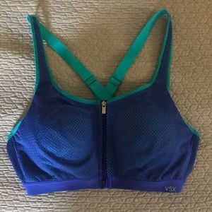 Victoria Secret Sport Knockout Sport Bra in 34D